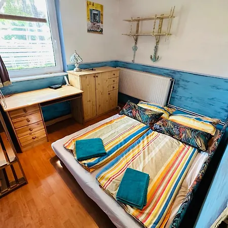 דירה Aranyparti Apartman